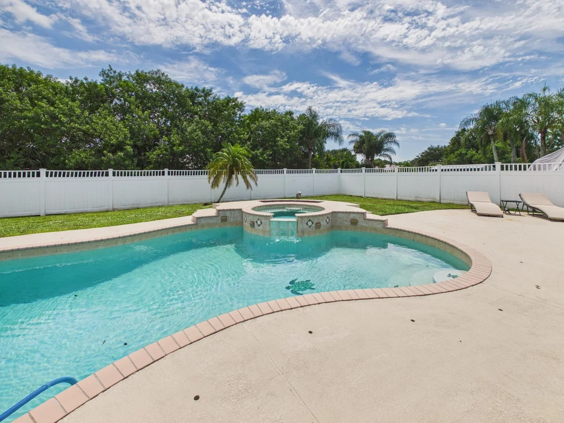 Photo of 1150 SW 85TH Way
