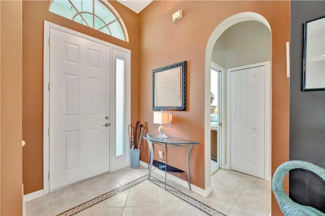Photo of 56 Winghaven Lane