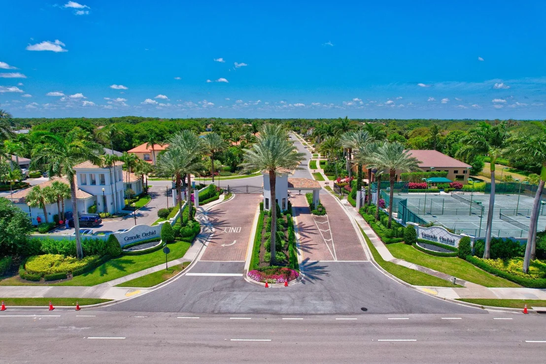 Photo of 6815 Royal Orchid Circle