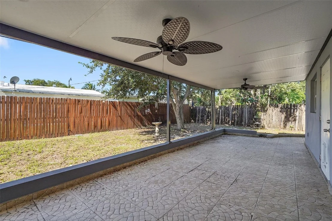 Photo of 3111 NE 11th Terrace