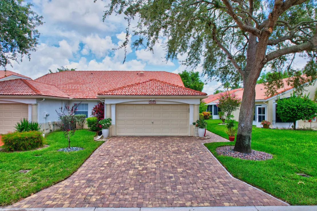 Photo of 6237 Canal Shore Way