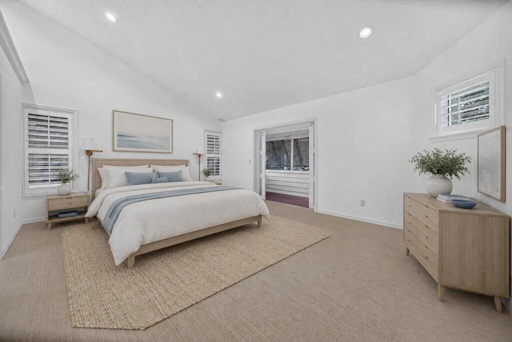 Photo of 15 HERITAGE Way