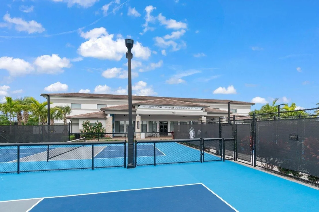 Photo of 9123 Red Robin Lane