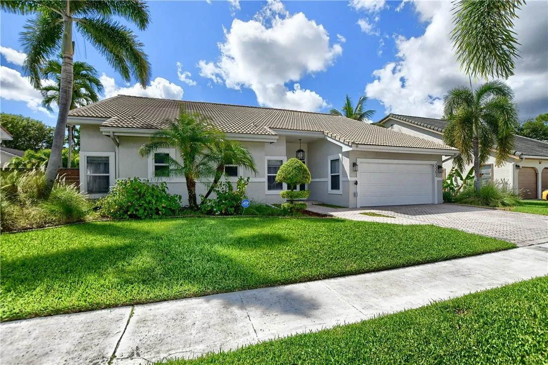 Photo of 23352 Lago Mar Circle