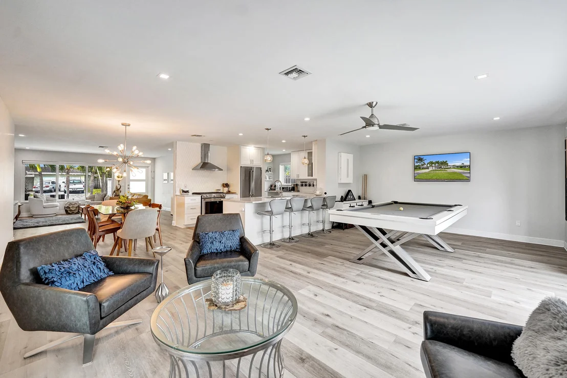 Photo of 381 SE 3rd Street