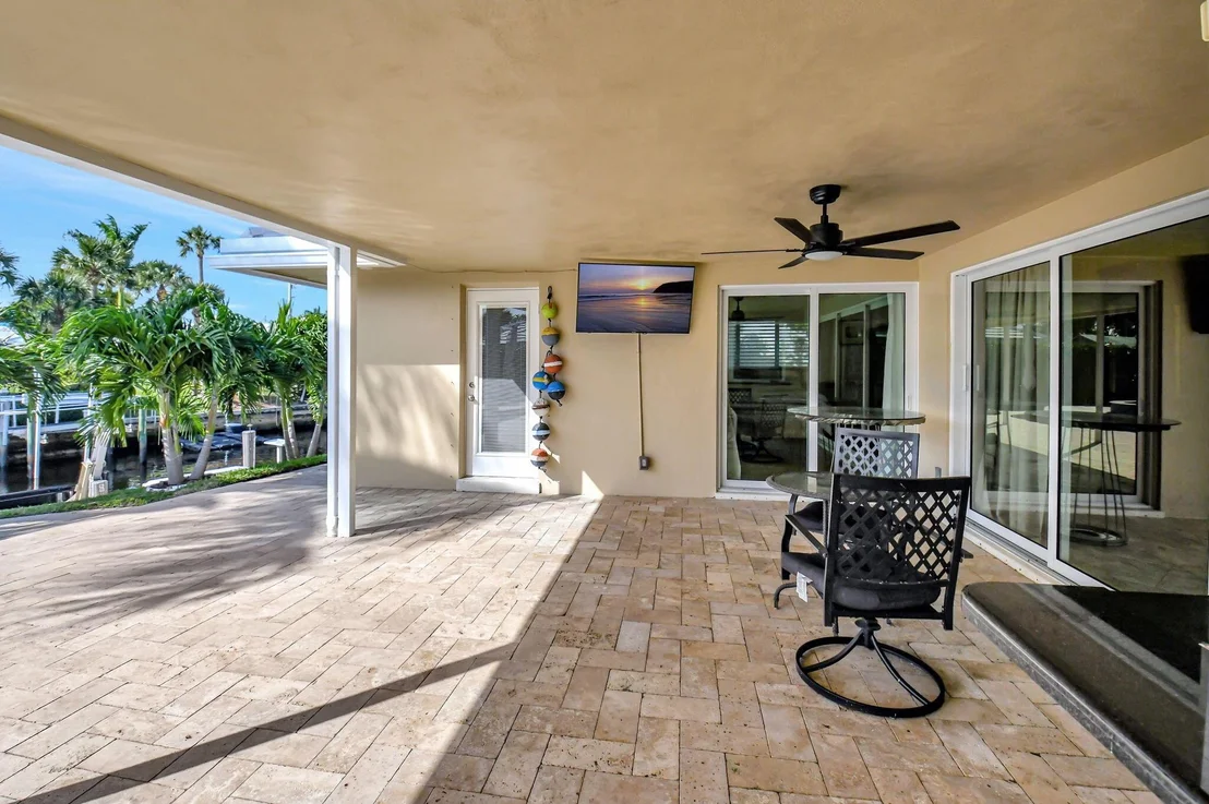 Photo of 850 Holly Lane