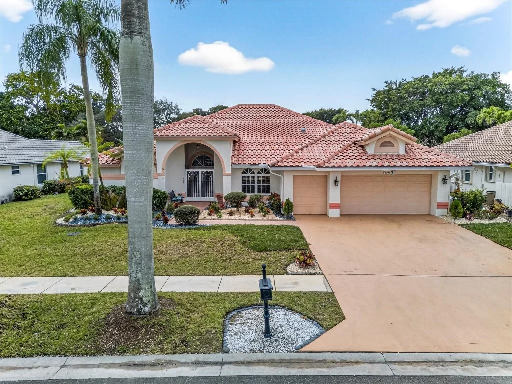 Photo of 10405 Canoe Brook Circle