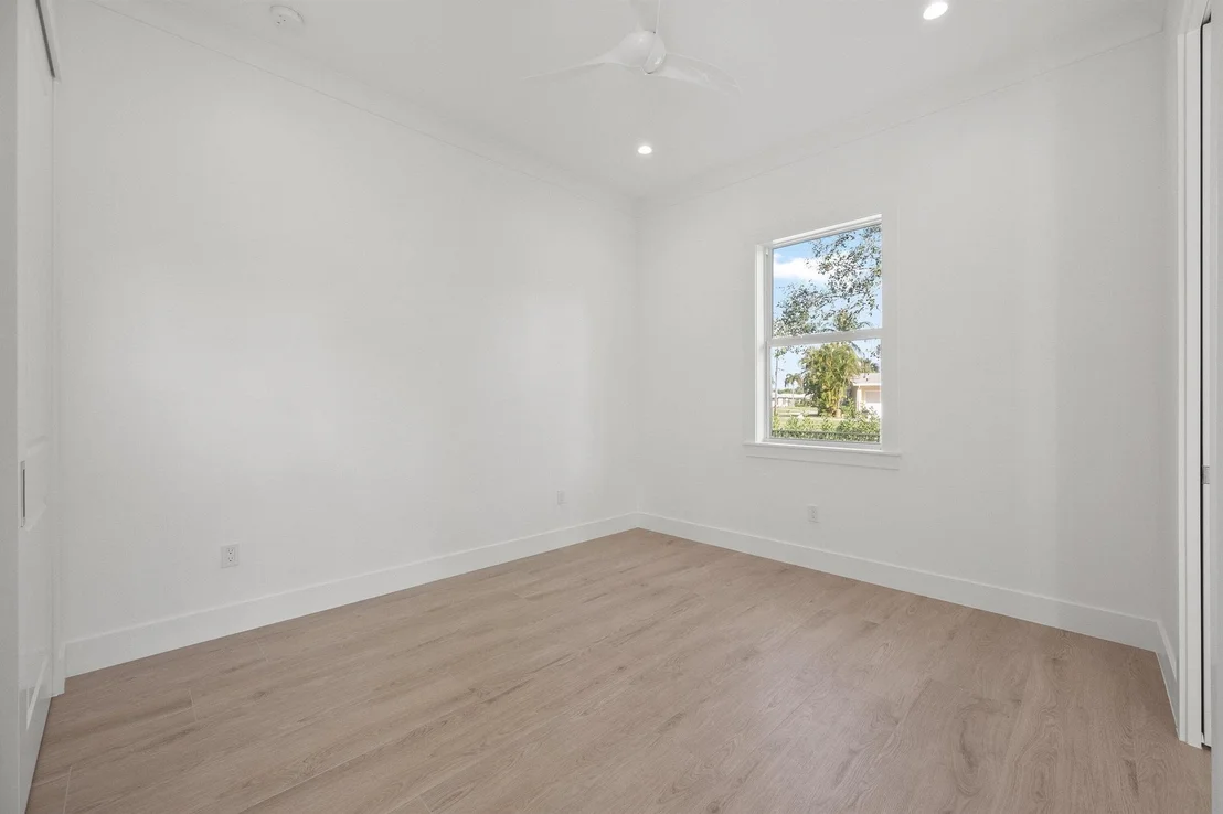 Photo of 728 Nighthawk Way