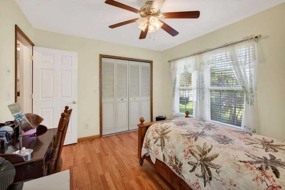 Photo of 5216 Palm Drive