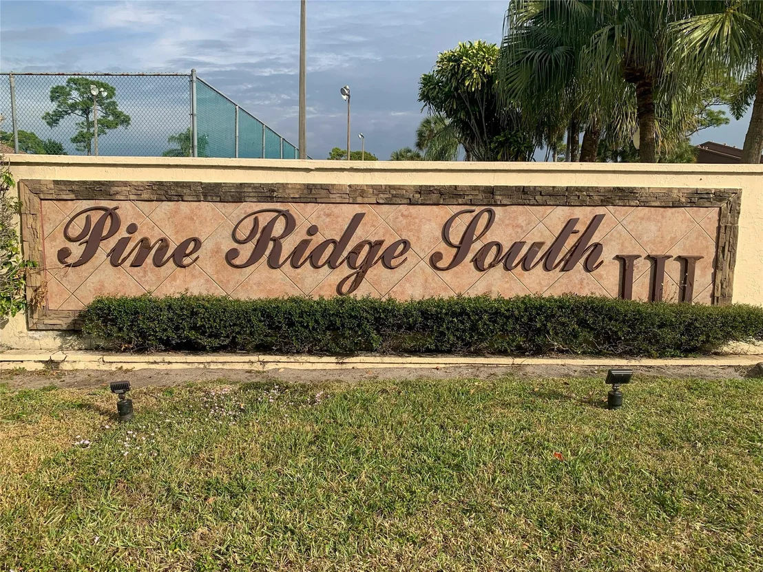Photo of Unit D2 at 311 Knotty Pine Circle