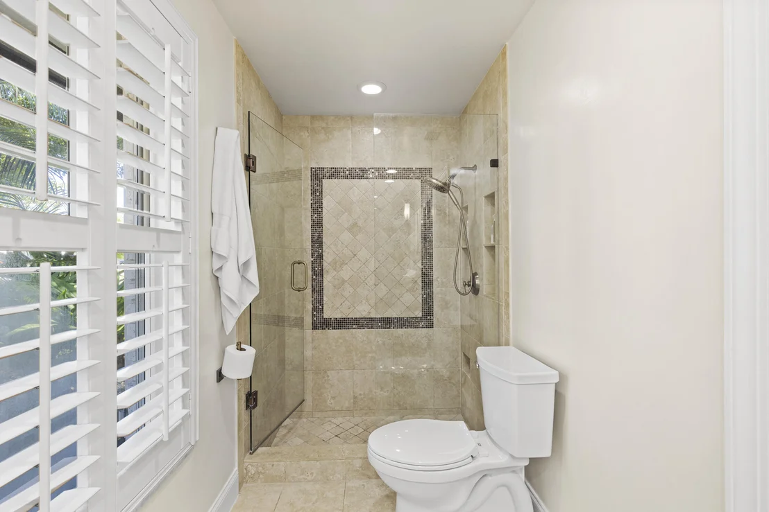Photo of 3544 Lakeview Drive