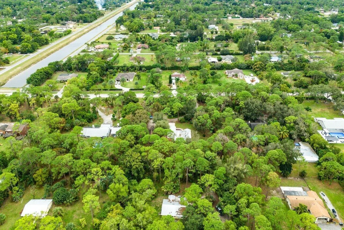 Photo of 13089 Persimmon Boulevard