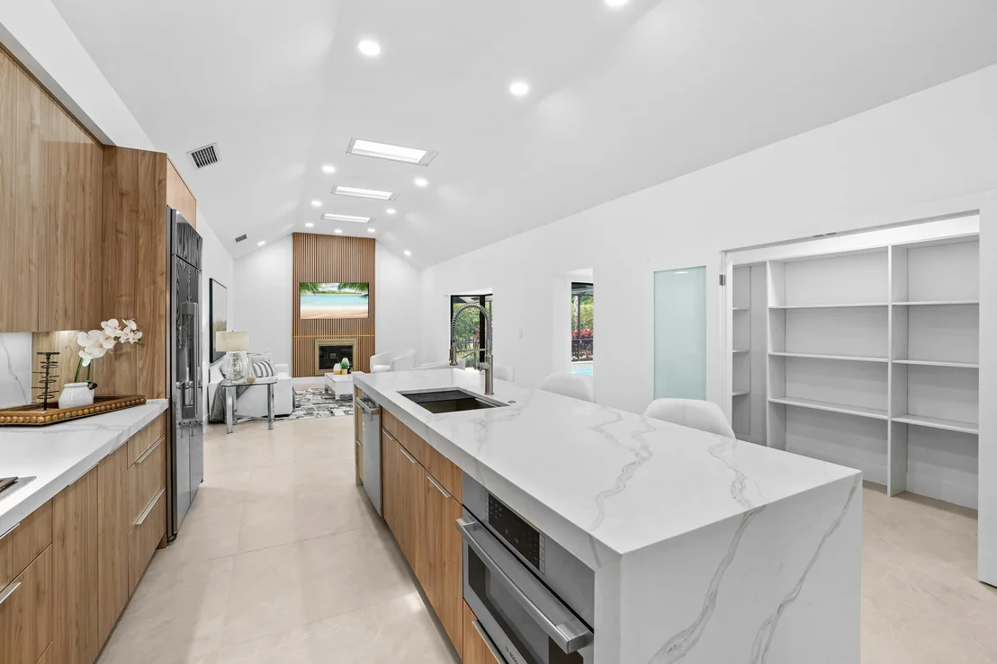 Photo of 7571 Estrella Circle