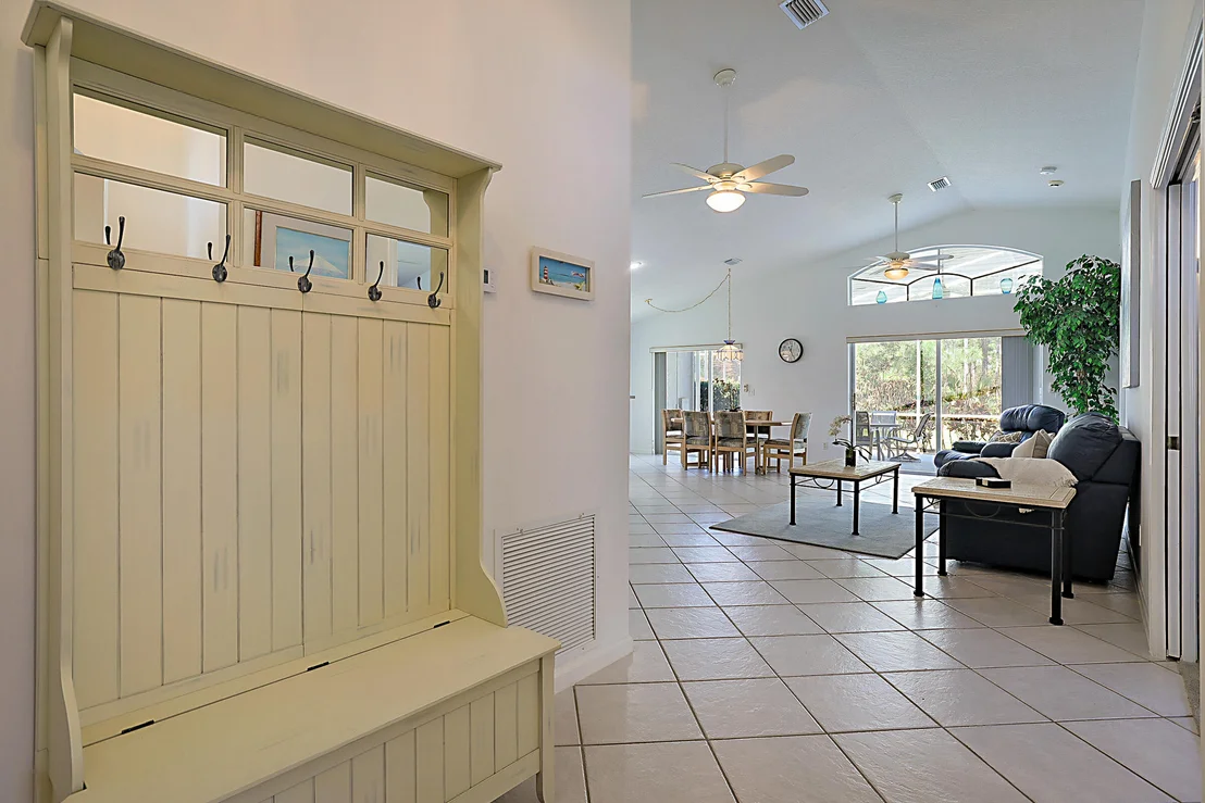 Photo of 7008 SE Twin Oaks Circle