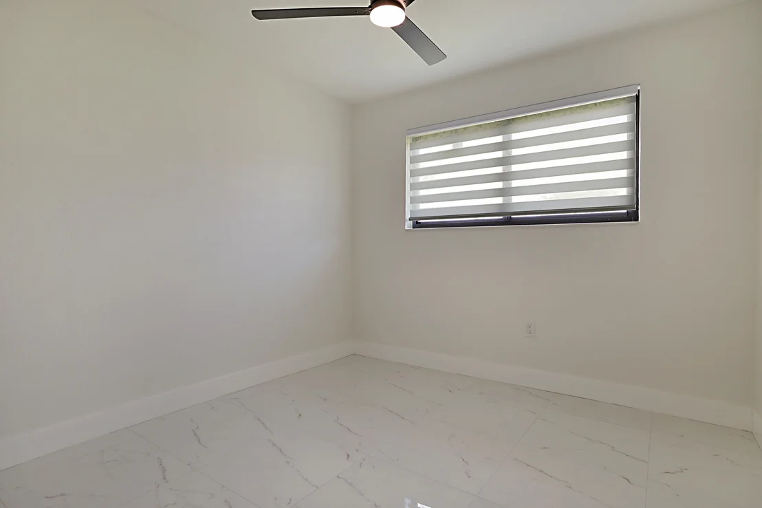 Photo of 421 FONTANA Drive