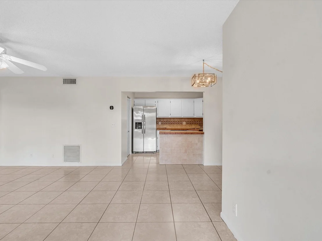 Photo of Unit A2 at 305 Knotty Pine Circle