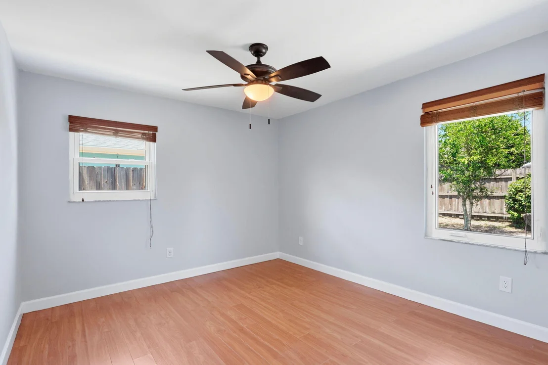 Photo of 7955 Ridgewood Drive