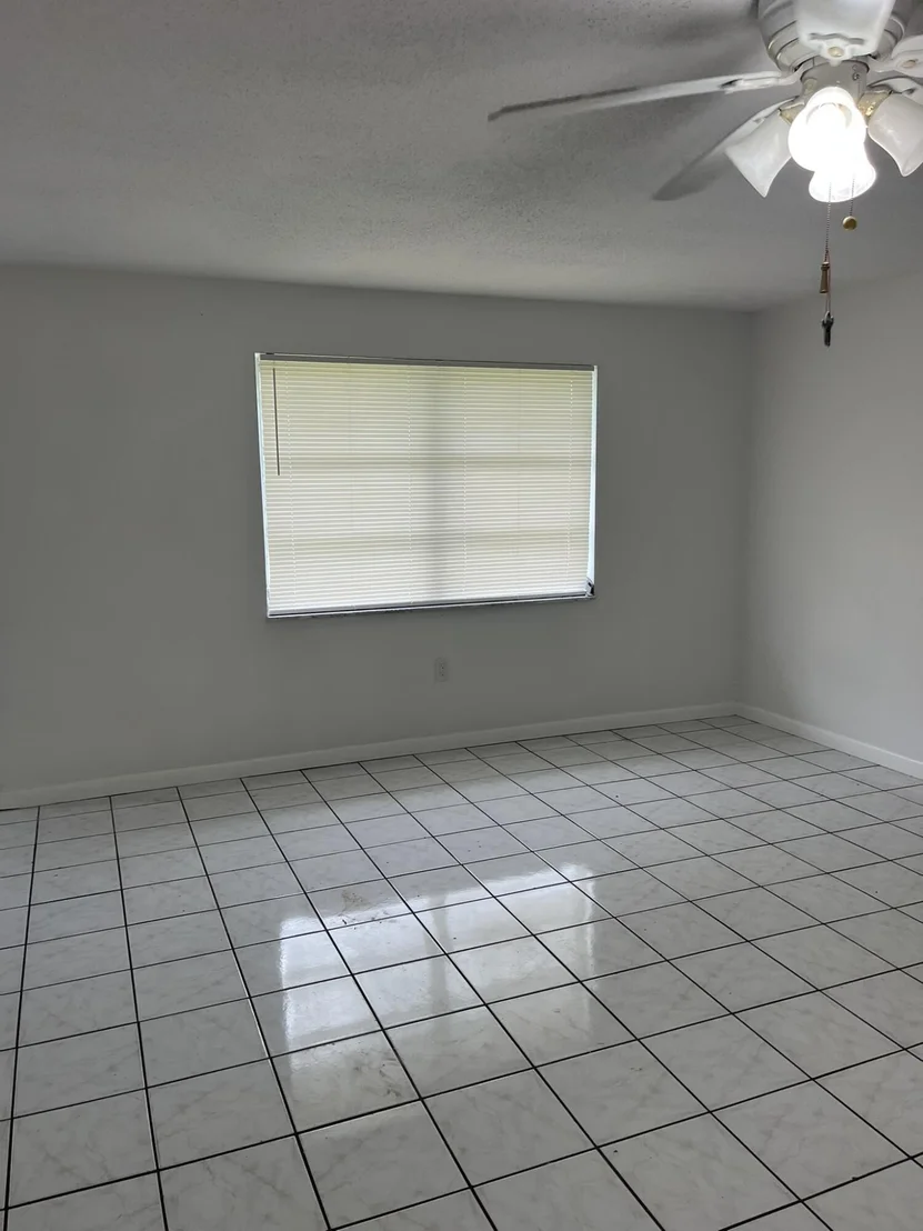 Photo of 8956 SE 65th Way