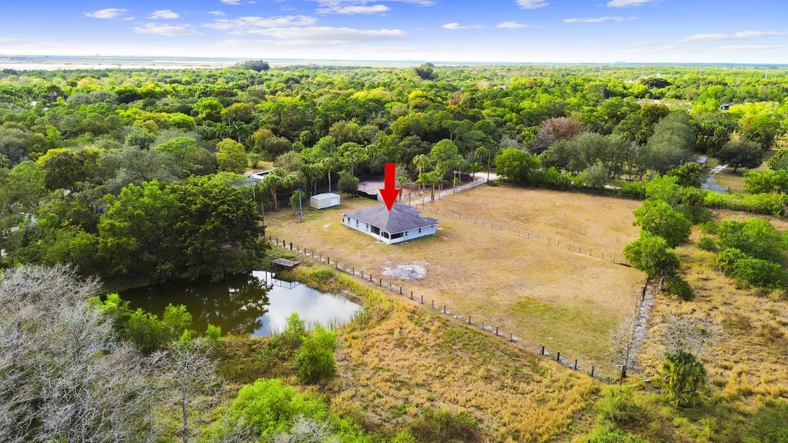 Photo of 4584 Windmill Road