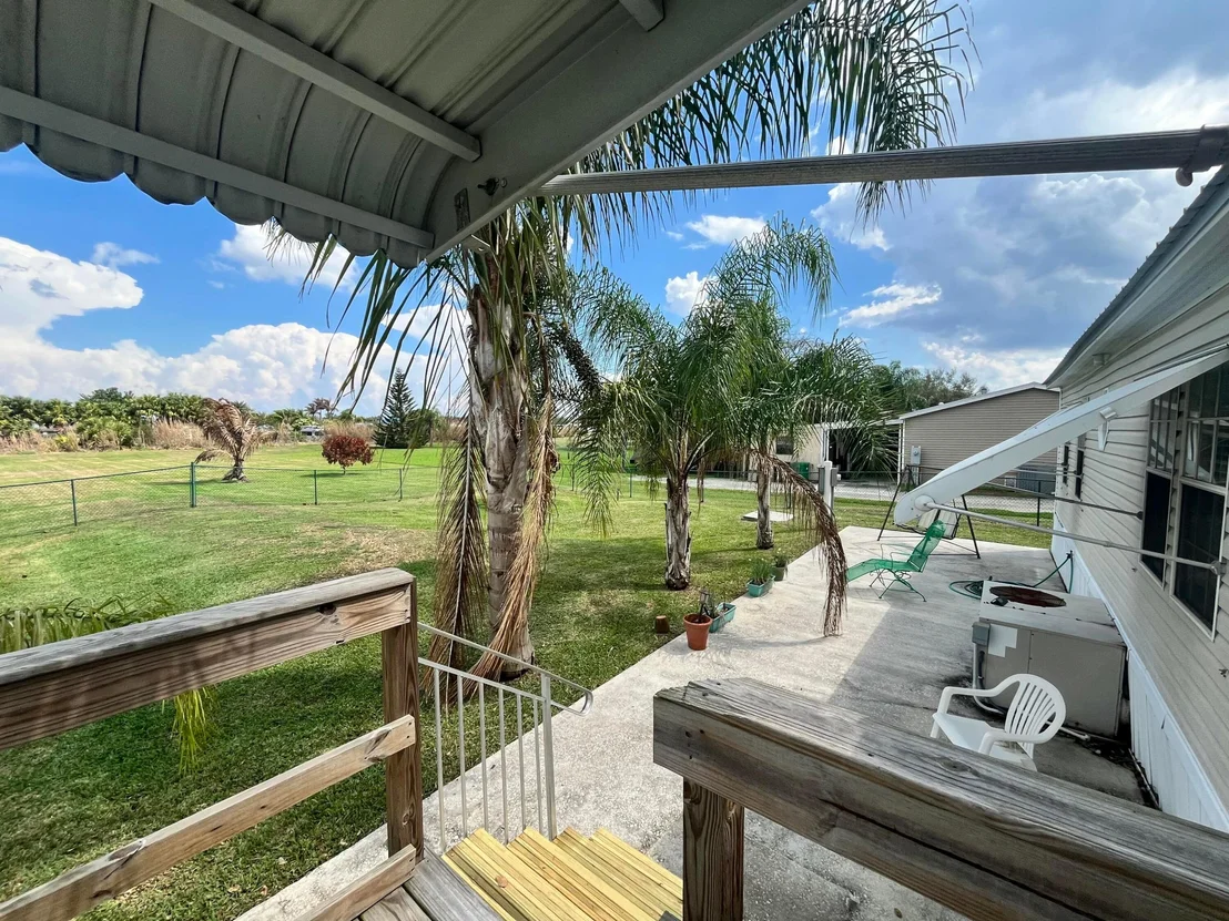 Photo of 4064 SW 9th Way