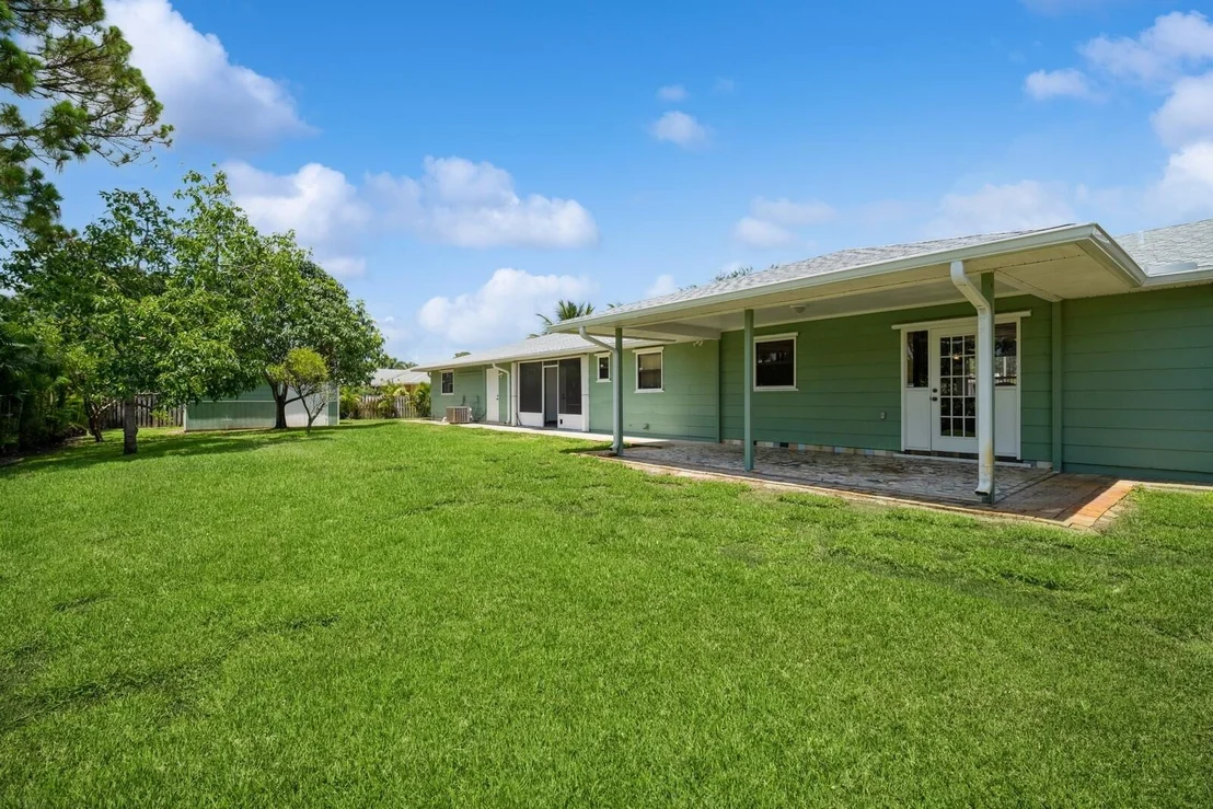 Photo of 6001 Palm Drive