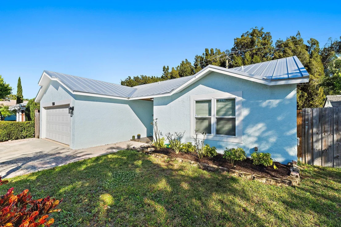 Photo of 162 Greentree Circle