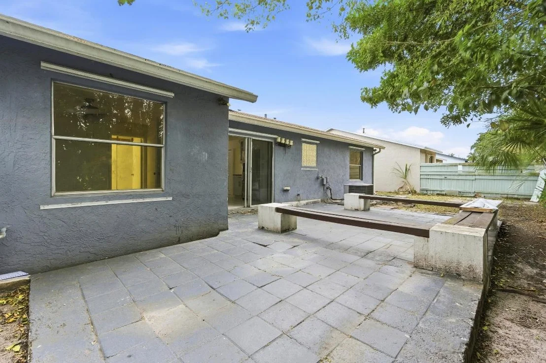 Photo of 6130 Bluegrass Circle