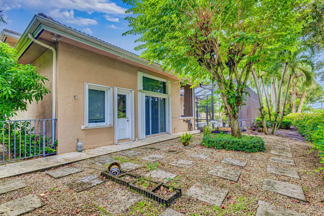 Photo of 2330 Tecumseh Circle