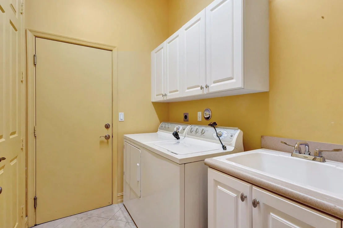 Photo of 10623 Silverton Lane
