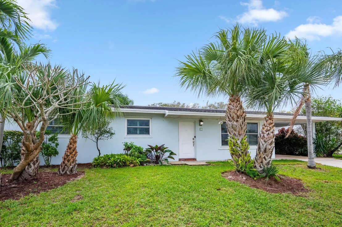 Photo of 16 Ridgewood Circle