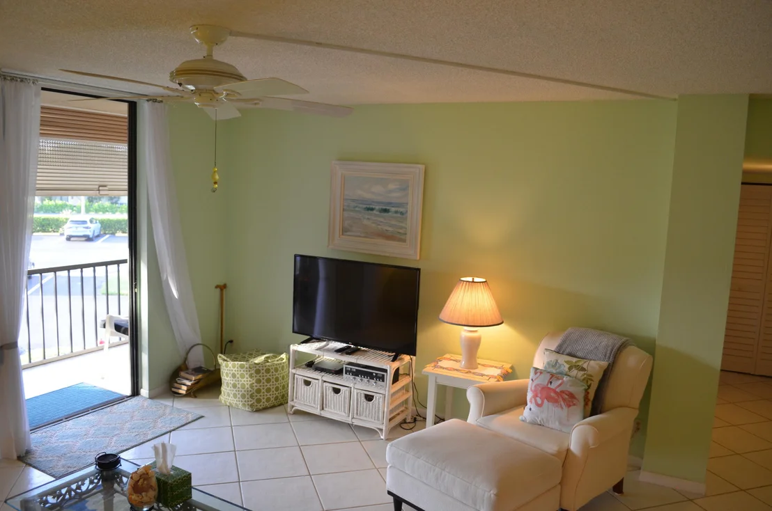 Photo of Unit 224 at 5190 Las Verdes Circle