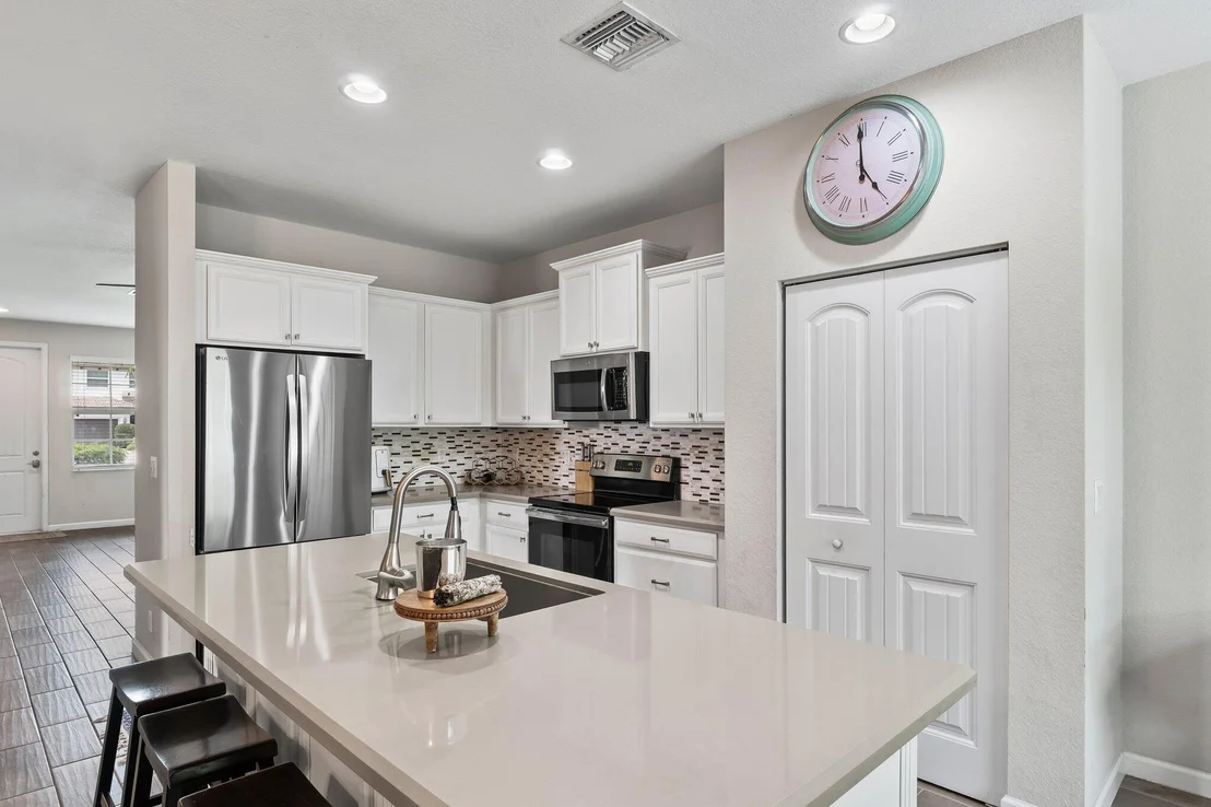 Photo of 7162 Limestone Cay Road
