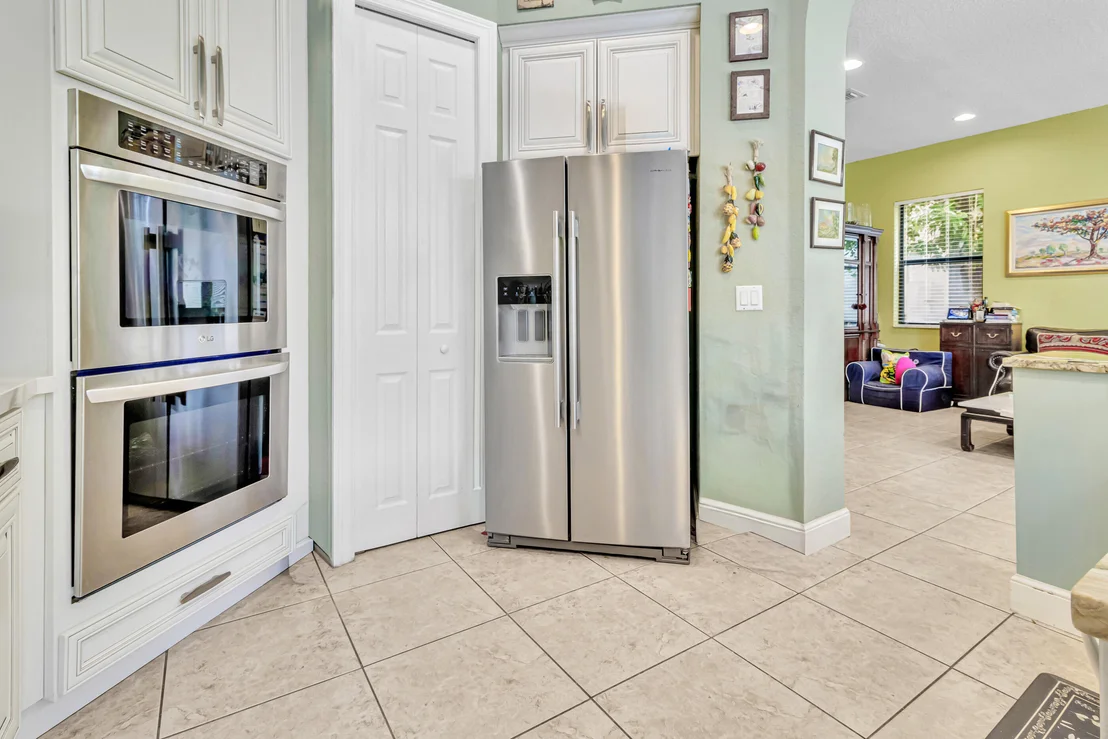 Photo of 3546 Collonade Drive