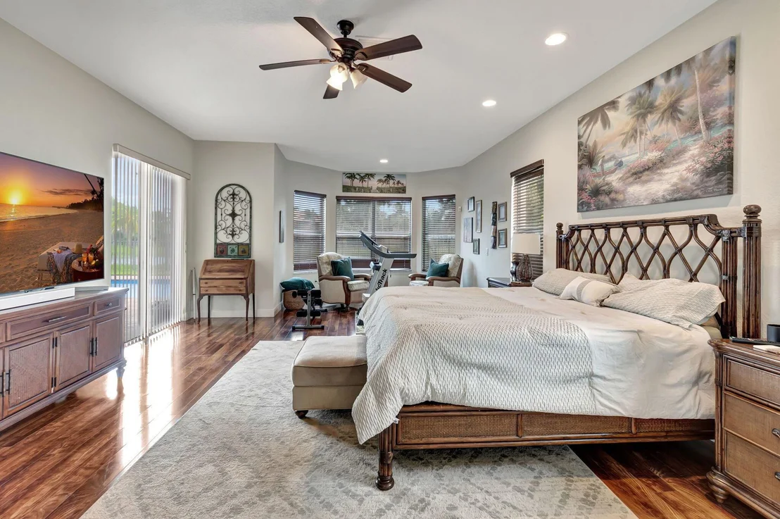Photo of 10796 Castle Oak Drive