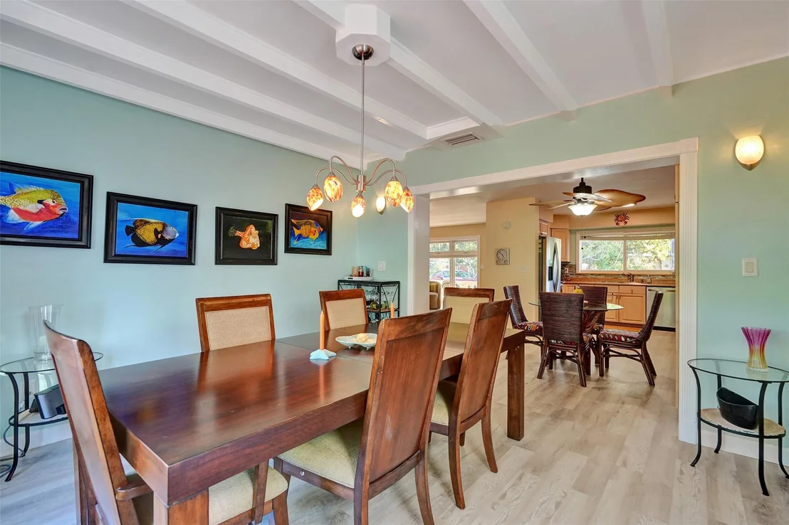Photo of 2585 SE 3rd Street