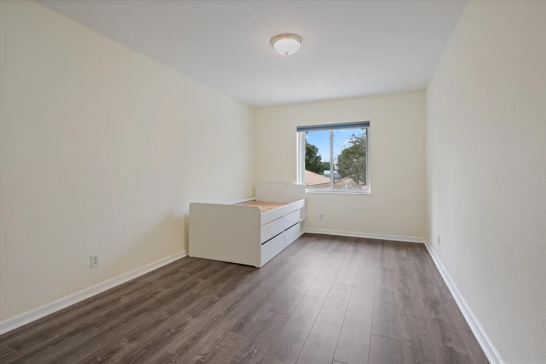 Photo of 1222 Rose Gate Boulevard