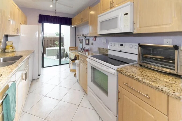 Photo of Unit D at 13923 NESTING Way