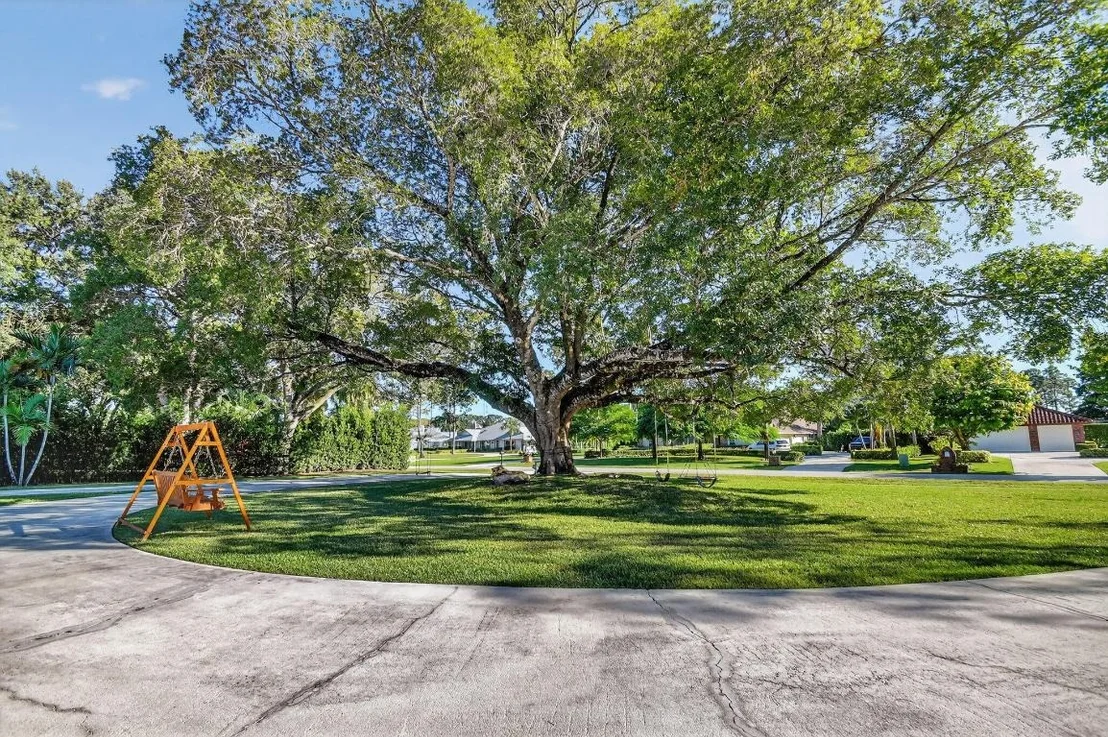 Photo of 13172 Doubletree Circle