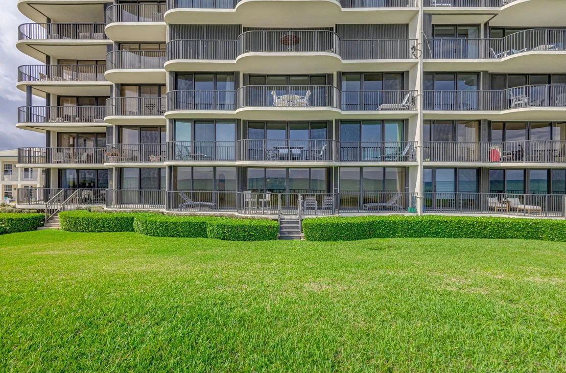 Photo of Unit 103 at 400 Beach Road