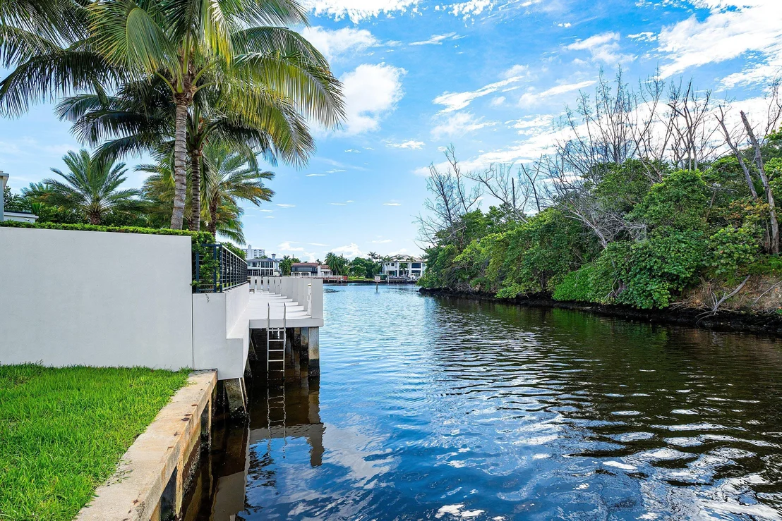 Photo of 348 E Alexander Palm Road