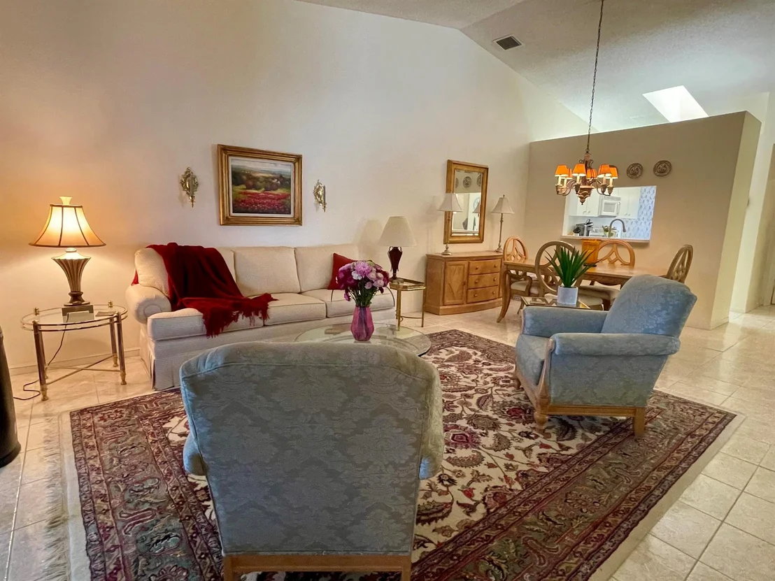 Photo of 10 Sausalito Drive