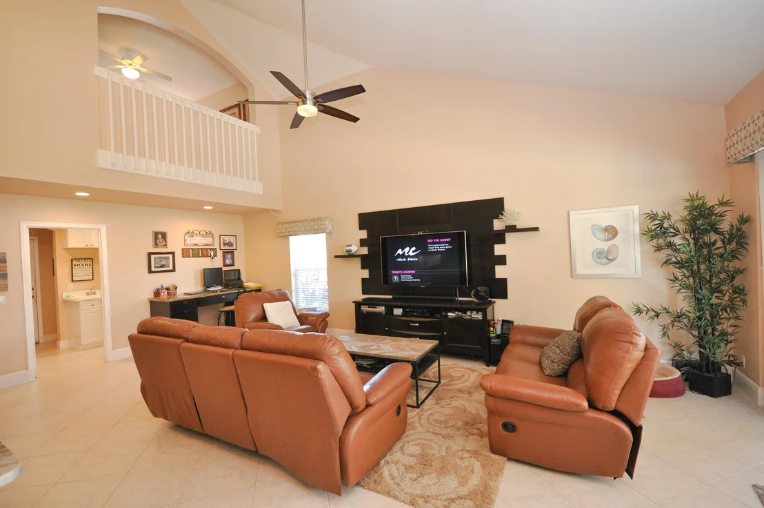 Photo of 4611 Lotus Way