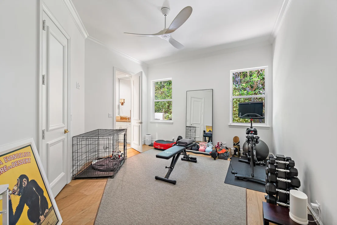 Photo of 106 Commodore Drive