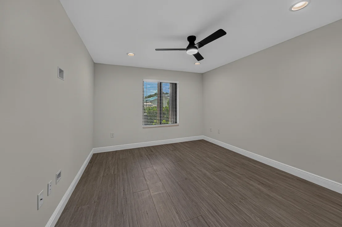 Photo of 406 RIVER EDGE Road