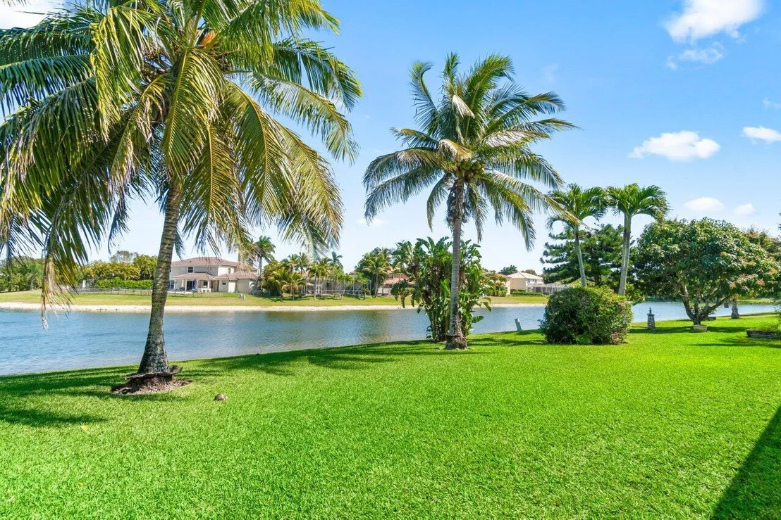 Photo of 12811 Hyland Circle
