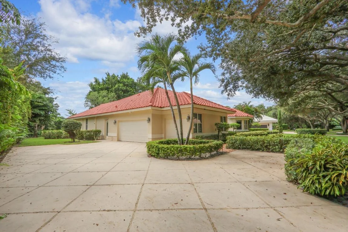 Photo of 18517 SE Heritage Drive