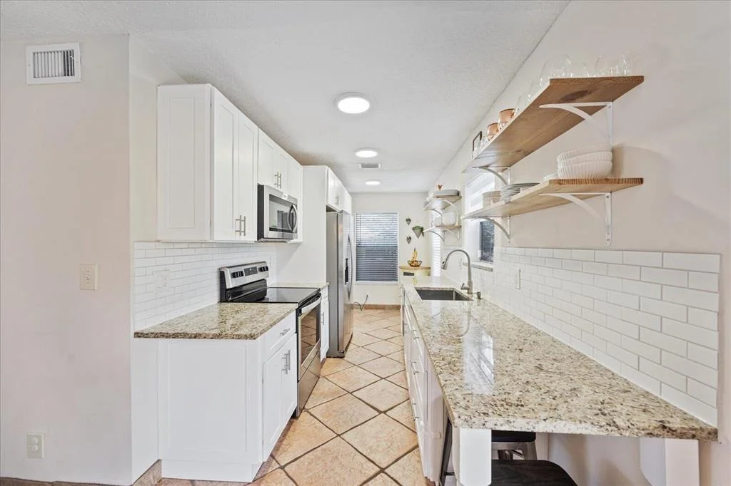 Photo of 4199 Willowood Lane