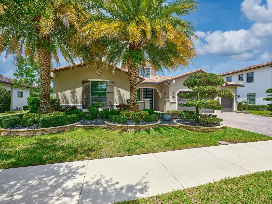 Photo of 8965 Watercrest Circle E