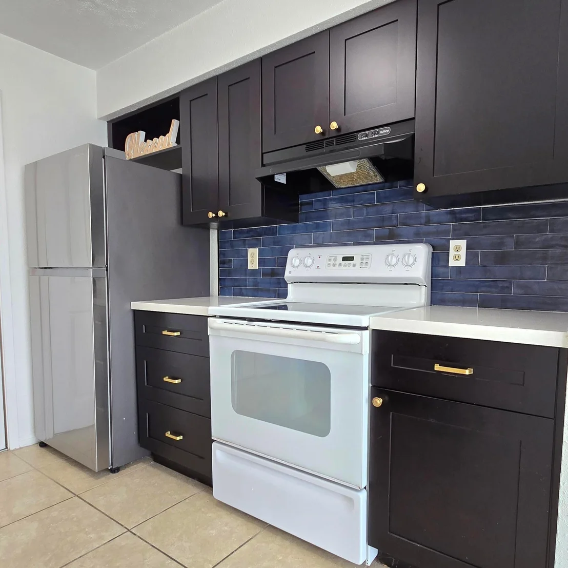 Photo of Unit 220 at 977 Riverside Drive