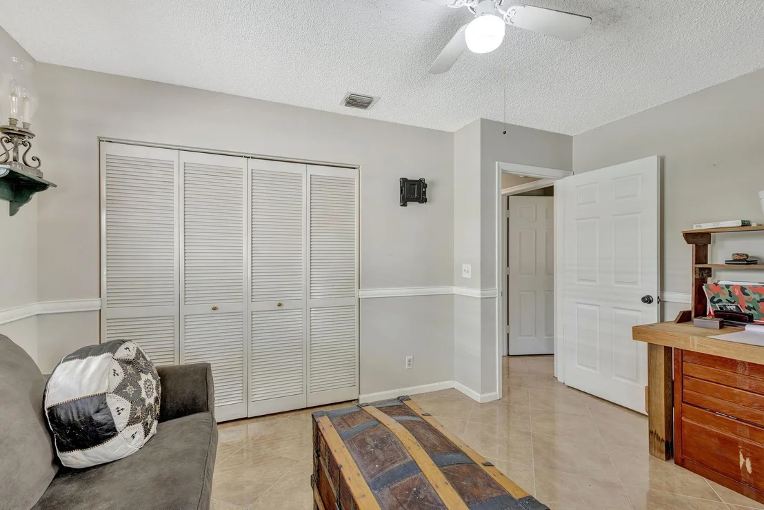 Photo of 4783 Windmill Road